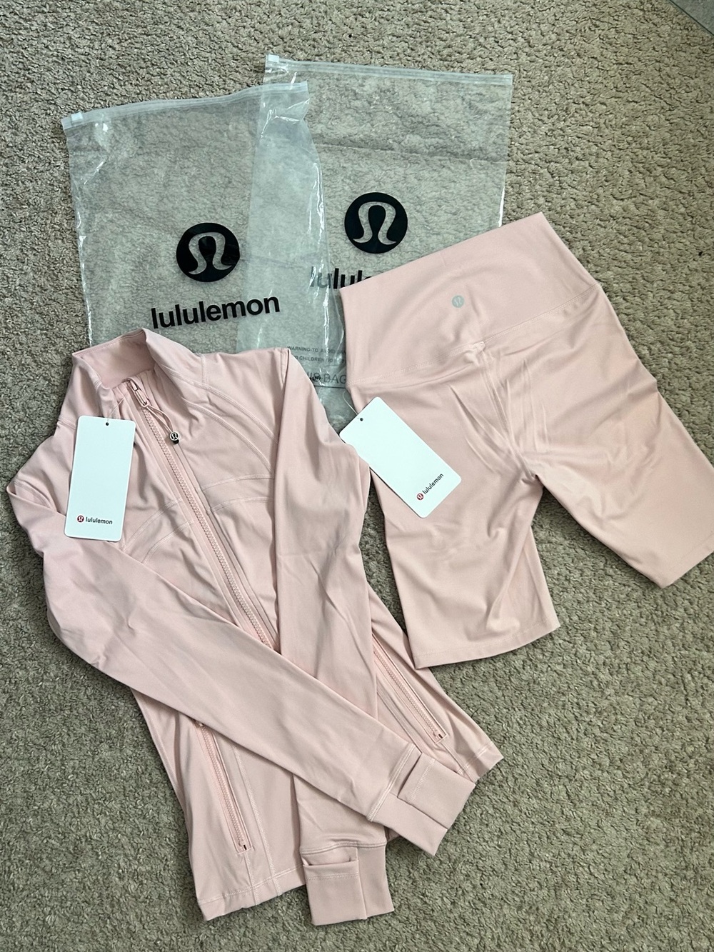 lululemon pink set - Picture 4 of 4
